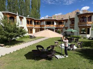 Mandalchan hotel