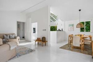 Beautiful Cabin 3 Min Walk to Hornbaek Beach