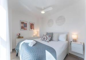 Bright & Modern Los Pacos Retreat - 3 Bedroom - Pass the Keys