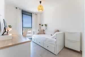 Bright & Modern Los Pacos Retreat - 3 Bedroom - Pass the Keys