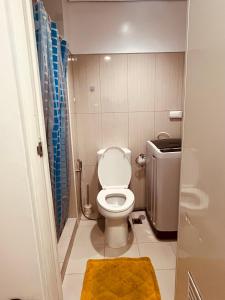 RJ-Shell Residences