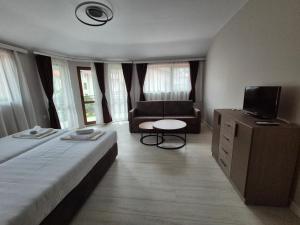 Yuliya Guest House