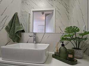 Blue Mango Apartament 1 Bedroom City Center
