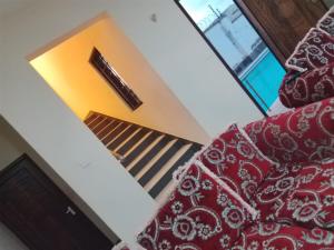 BEAUTIFUL PRIVATE LUXURY VILLA WITH SWIMMING POOL,WIFI and GARDEN