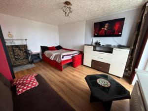 Cozy 9th floor studio with balcony and free parking