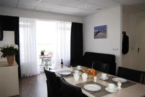 Kodde Apartments - 阿赫特克克