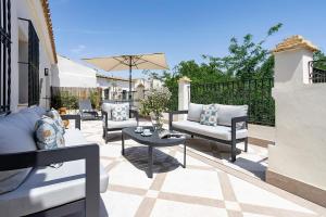 Genteel Home Casa Pilatos Terrace