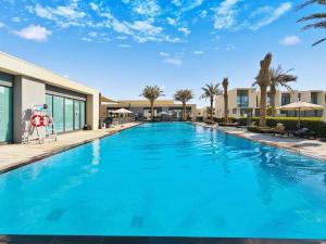 Elegant 4BR Villa, Private and Peaceful