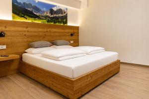 Borgo Dolomiti Lodge- Vista & garden