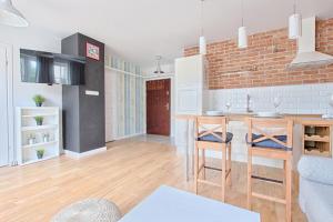 Imperial Apartments - Valor