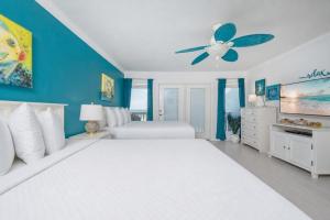 Pelican House 1