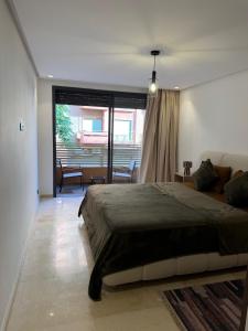 Cozy and Modern stay in Marrakech Heart of City