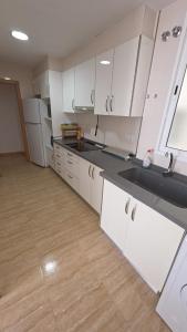 APARTAMENTOS CAPRICHO III GANDIA PLAYA A 150mt DEL MAR