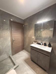Royal Vinea Suites