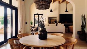 Deccada villa in Mykonos, Greece