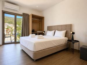 Dolphin hotel