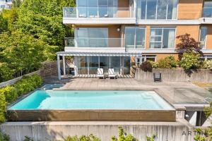 Luxury 5BR Mansion with Pool, Sauna and Scenic Views
