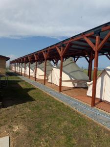 Meme Glamping