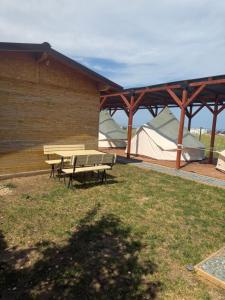 Meme Glamping