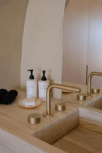 VOUNO Santorini Private Villas