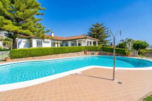 Cubos Villa Galemar Torremolinos Pool & Padel