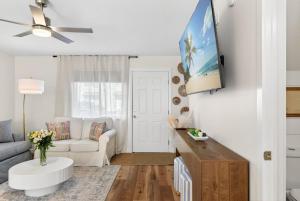 Coastal Townhome in Gated Resort w Patio and Pool