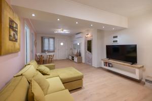 The Bougainvillea house