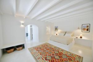 Hydra Hospitality Nest Apartment