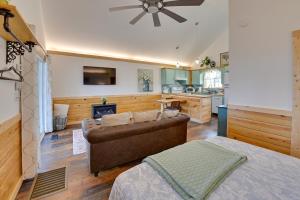 Ridgefolk Retreats!of 2 Cabins in Frenchburg