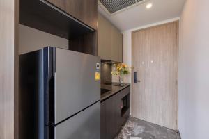 Luxury Thonglor SQmt40 1Bed 1Living GYMPoolNetflix