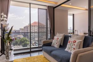 Luxury Thonglor SQmt40 1Bed 1Living GYMPoolNetflix