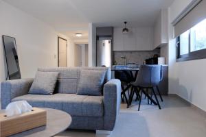 Poseidon 77B Luxury Residences