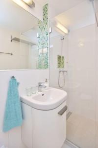 Gozsdu Apartments in Center