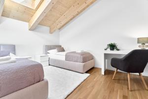3 Bedroom House with Terrace by Mountain ways