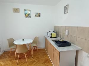Gal Apartments