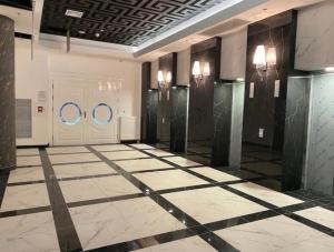 Hanza Tower GOLDEN 24 Apartments SPA & POOL & SAUNA & Jacuzzi