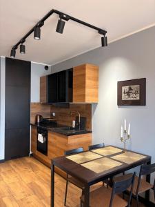 OLD TOWN Suite