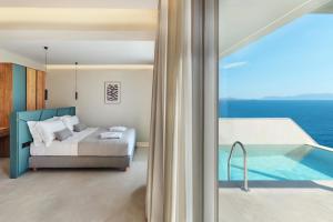 Merivian Seaside Suites