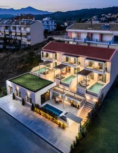 Merivian Seaside Suites