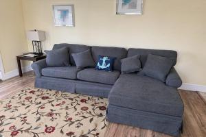 New Riverfront Condo in Sheepscot Harbour - Walk to Famed Seafood Eatery