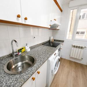 R2R - Acogedor Apartamento en Gijón - 1A173