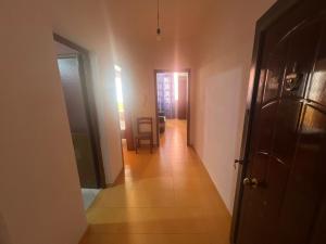 Shengjin Apartment Near the Beach
