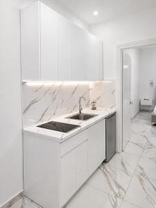 Essias Apartments