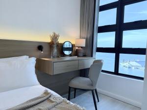Jesselton Quay Kota Kinabalu by Laxzone