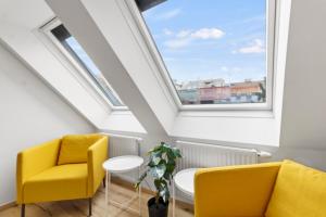 Terrace - 2-BR - Near Stadthalle and Metro U6