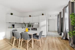 Terrace - 2-BR - Near Stadthalle and Metro U6