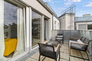 Terrace - 2-BR - Near Stadthalle and Metro U6