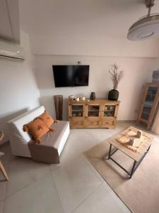 Alquilo departamento en complejo Village Golf