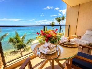 Mahana Oceanfront Studio Unit Sleeps 3 Car Included with 6 nights MAH 502 by KBM