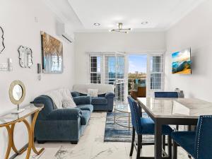 Kingston Skydweller Suites